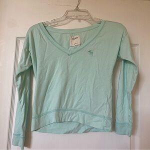 Abercrombie Girls Light Blue Long Sleeve V Neck Shirt - Size Large Cotton Blend